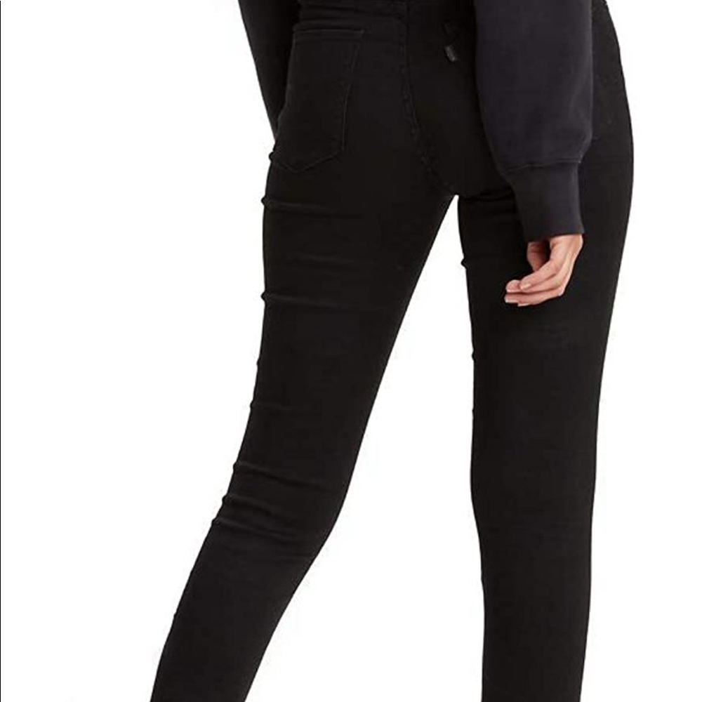 Levi’s woman’s plus size 721 high-rise skinny Jeans. NWT. Size 26 - Picture 3 of 7